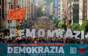 Καταλονία: Συντριπτικό «ναι» υπέρ της ανεξαρτησίας με 90% – Με βία και τραυματισμούς το δημοψήφισμα (Φωτογραφίες) ImageHandler-1.jpg