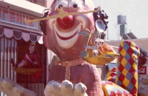 Η αναβίωση των Σατιρικών Αρμάτων στο Καρναβάλι Λεμεσού 2018 – Η παράδοση συνεχίζεται από τον πατέρα Μαυρογένη στον υιό sathrikoarmaMavrogeni1972.jpg