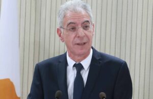 Υπ.Παιδείας: Αν η διδακτική ύλη στη μέση εκπαίδευση κριθεί ότι είναι μεγάλη θα αφαιρεθεί