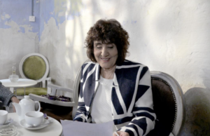 Δώρα Κακουράτου: Γεννήθηκε στη Λεμεσό… κατάφερε να είναι η πρώτη γυναίκα στη Κύπρο με δικό της θίασο!