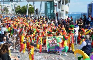 Φωτογραφίες: Η νέα γενιά Λεμεσιανών καρναβαλιστών «πλημμύρισε» το παραλιακό μέτωπο της πόλης