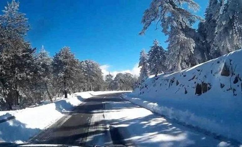 Οι δρόμοι που επηρεάζονται από τις χιονοπτώσεις – Ανακοίνωση Αστυνομίας