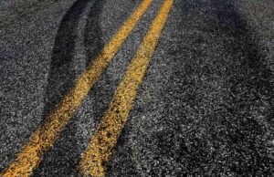 Στο νοσοκομείο διασωληνωμένος 45χρονος – Πήγε να προσπεράσει με την μηχανή του…