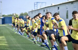 Σήκωσαν μανίκια στην ΑΕΛ [Φωτογραφίες/βίντεο]