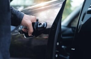 ΛΕΜΕΣΟΣ: Άφησε το αυτοκίνητο ξεκλείδωτο και ξεκινημένο και της το έκλεψαν πρωί πρωί!