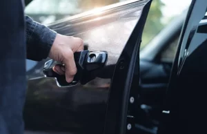 «Τσάκωσαν» 26χρονο για κλοπή αυτοκινήτου στη Χλώρακα