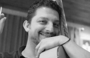 Μια ιστορία ένα τραγούδι: Γιώργος Κολιάς – Του Αη Γιωρκού (ζωντανή ηχογράφηση στο Κανάλι 6)