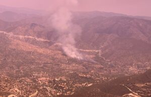 ΒΙΝΤΕΟ: Μεγάλη και δύσκολη πυρκαγιά στη Λεμεσό – Ορατή από Γερμασόγεια