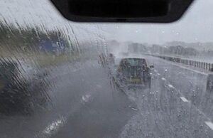 ΤΩΡΑ: Καταρρακτώδεις Βροχές προκαλούν Συσσώρευση Νερού στον Αυτοκινητόδρομο Λεμεσού – Πάφου