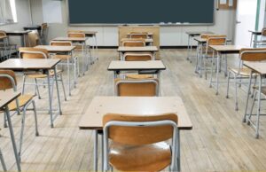 Μαθητής κατήγγειλε καθηγητή ότι τον άρπαξε από τα μαλλιά