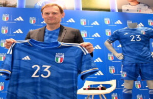 Ο CEO που έδωσε τον αριθμό του κινητού του σε 60.000 εργαζόμενους της εταιρείας