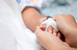 Η μικρή Αριάδνη θέλει την βοήθεια μας – Πάσχει από το σπάνιο σύνδρομο MOGHE