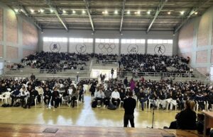 ΑΕΛ: Επίσκεψη στο Λύκειο Αποστόλου Λουκά και συζήτηση για την εξάλειψη ρατσισμού