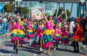 Καρναβάλι Λεμεσού: Πραγματοποιείται αυτή τη στιγμή η Παιδική Παρέλαση!