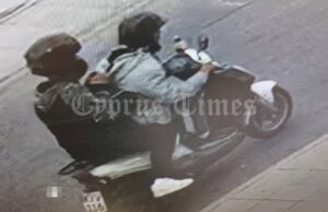 ΒΙΝΤΕΟ – Λεμεσός: Θρασύτατοι λήστεψαν και έριξαν στο έδαφος γυναίκα, ενεπλάκησαν μετά σε τροχαίο. Καρέ-καρέ η δράση τους