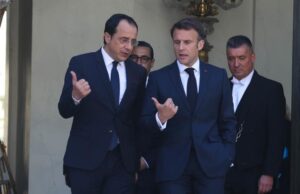 «Μάθε μπαλίτσα» από τον Μακρόν, πρόεδρε Χριστοδουλίδη