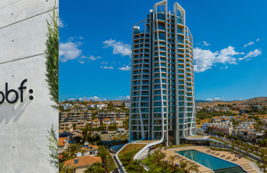 Η bbf: προσλαμβάνει στη Λεμεσό!