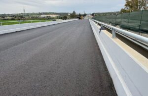 Γέφυρα Καλαβασού: Συνεχίζεται η ταλαιπωρία – Ανοίγει η μια λωρίδα αλλά κλείνει η άλλη