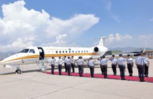 Αποκάλυψη: Δύο γυναίκες ΣΥΟΠ ως «αεροσυνοδοί» στο προεδρικό αεροσκάφος – Εκτός νόμου και ΕΦ η μετακίνηση