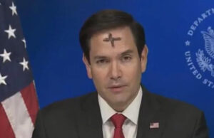 Ash Wednesday: Ο Αμερικανός ΥΠΕΞ βγήκε με ένα σταυρό στο μέτωπο – Ξέρετε γιατί;