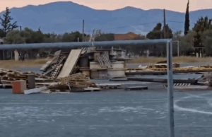 Τραγωδία στο Στρόβολο: Νεκρός 22χρονος από πτώση πασσάλου ενώ έστηνε λαμπρατζιά – Συγκλονισμός στη Λευκωσία