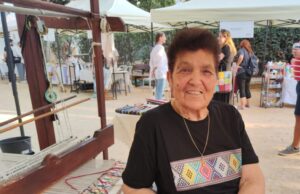 «Κυρία Ειρήνη από τη Φύτη της Πάφου, τι σημαίνει για εσάς το φυθκιώτικο υφαντό;»