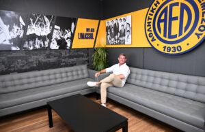 “Πράσινο” φως από τη γενική συνέλευση της ΑΕΛ για τη συμμετοχή του κ. Μπουντζίνσκι στο μετοχικό κεφάλαιο της