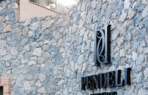 Η Επιστροφή ενός Θρύλου: Το Pendeli Resort ξανανοίγει τις πόρτες του στις Πλάτρες