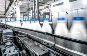 Χαραλαμπίδης Κρίστης: Εντοπίστηκε και αποκαταστάθηκε το πρόβλημα στη γραμμή παραγωγής γάλακτος