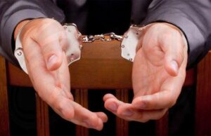 Υπό διήμερη κράτηση 29χρονος για υπόθεση κλοπής κυνηγετικού όπλου και ηλεκτρικών εργαλείων