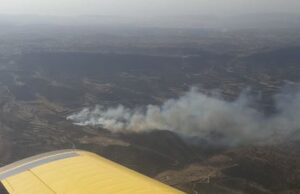 Πυρκαγιά στην Πάχνα – Επιχειρούν πτητικά μέσα, προστατεύονται κατοικίες
