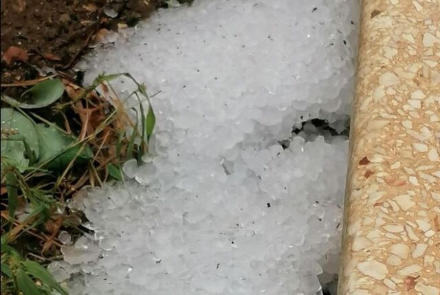 Άσπρισε η Λεμεσός από την χαλαζόπτωση