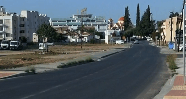 Έξι διαβάσεις πεζών σε δρόμο 750 μέτρων – Έντονες αντιδράσεις για τη σκοπιμότητα και την ασφάλεια