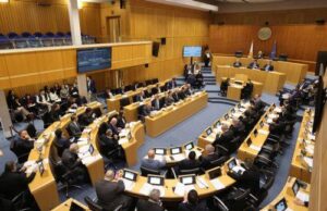 Υπερψηφίστηκε ο κρατικός προϋπολογισμός