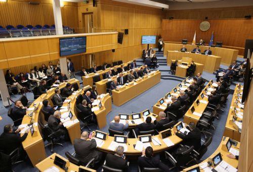 Υπερψηφίστηκε ο κρατικός προϋπολογισμός