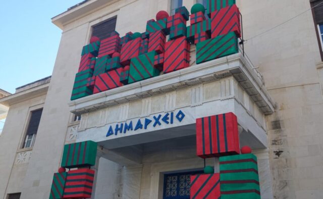 Ο Χριστουγεννιάτικος στολισμός της Λεμεσού και οι αντιδράσεις… που ξέφυγαν από το μέτρο