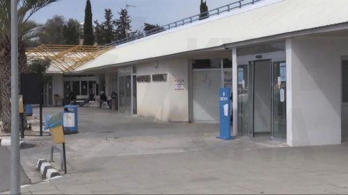 Τραυματίες αλλά εκτός κινδύνου επιβαίνοντες μοτοσικλέτας που ανατράπηκε στην Πάφο