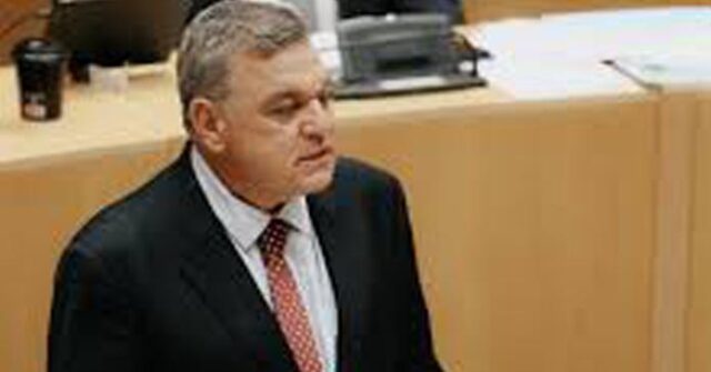 ΝΙΚΟΣ ΣΥΚΑΣ: Το Ανώτατο αίρει την ασυλία-«Σοβαρά τα αδικήματα – Όλοι ίσοι ενώπιον του νόμου», λέει το Ανώτατο