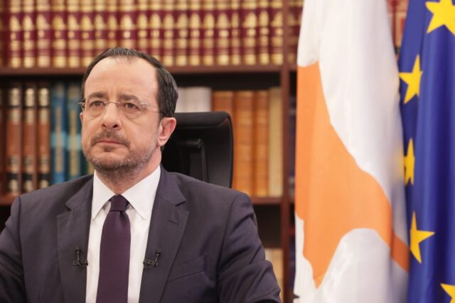 Χριστοδουλίδης: «Όποιος έχει στοιχεία για χρηματισμό μου να τα καταθέσει άμεσα στις Αρχές» Χριστοδουλίδης: «Όποιος έχει στοιχεία για χρηματισμό μου να τα καταθέσει άμεσα στις Αρχές»