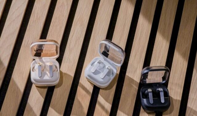 Η Samsung παρουσιάζει τη νέα σειρά Galaxy Buds4 με εξαιρετικό ήχο