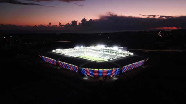 Το Alphamega Stadium στο Κολόσσι, δίπλα στον χώρο όπου σχεδιάζεται το νέο προπονητικό κέντρο της ΑΕΛ