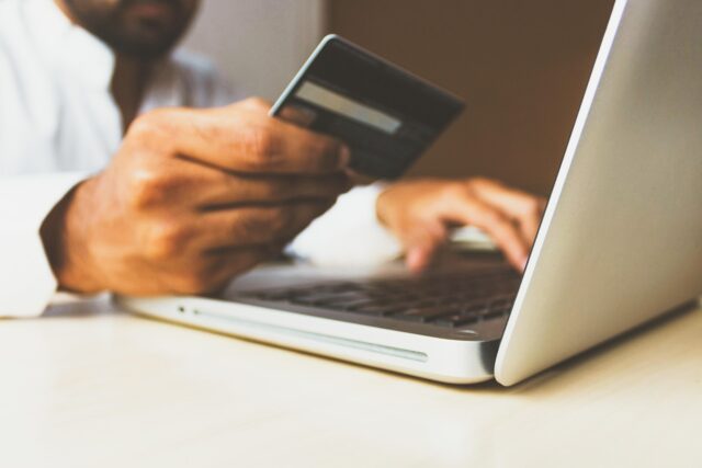 REVOLUT: Τηλεφωνικές απάτες απειλούν τους λογαριασμούς σας-Προσοχή συστήνει η Αστυνομία