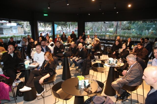 Η Kawacom’s ενισχύει τη σύνδεση του δικτύου της και χαράζει τα επόμενα βήματα ανάπτυξης Η Kawacom’s ενισχύει τη σύνδεση του δικτύου της και χαράζει τα επόμενα βήματα ανάπτυξης