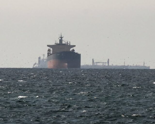 Στροφή Ιράν: «Πράσινο φως» για βασικά φορτία στα Στενά του Ορμούζ
