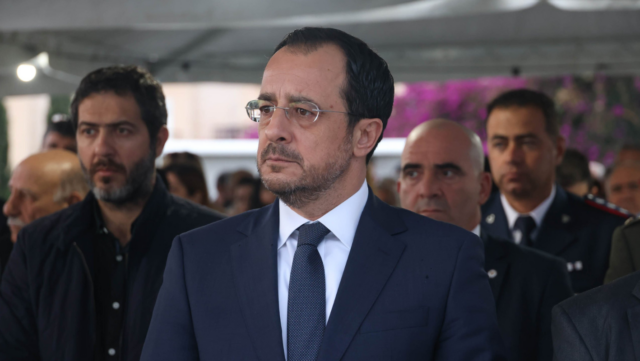 Το 2028 άρχισε: Το δίλημμα του ΔΗΚΟ και το επόμενο βήμα Χριστοδουλίδη