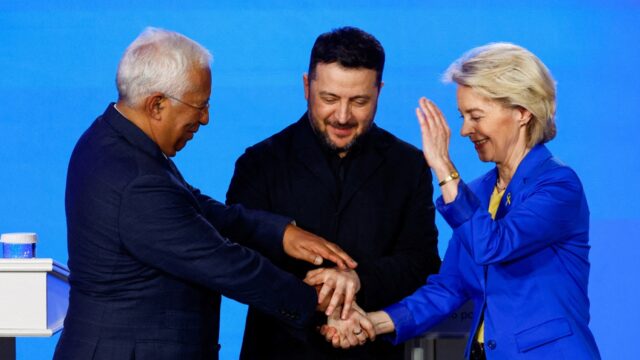 Η ΕΕ επενδύει στον πόλεμο, αντί στην ειρήνη! Η ΕΕ επενδύει στον πόλεμο, αντί στην ειρήνη!