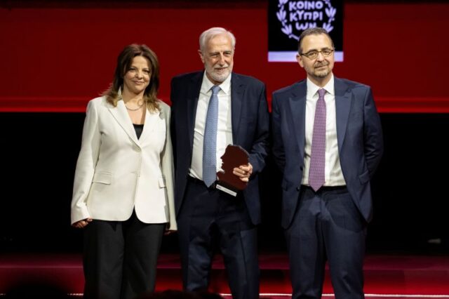 Ο Ντίνος Λευκαρίτης ανακηρύχθηκε «Man of the Year 2025» στην κατηγορία «Επιχειρηματίας» Ο Ντίνος Λευκαρίτης ανακηρύχθηκε «Man of the Year 2025» στην κατηγορία «Επιχειρηματίας»