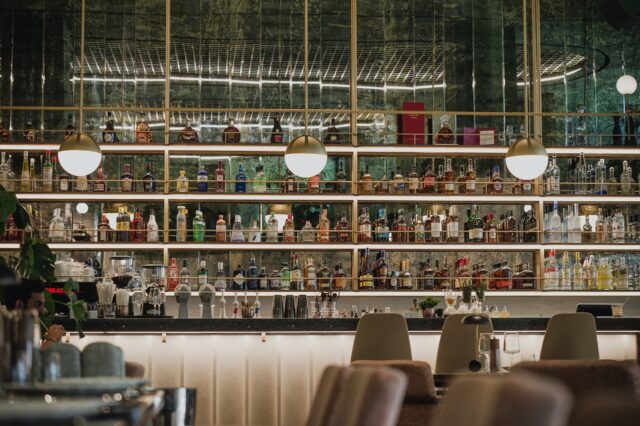 HENRYS-BY-COLUMBIA-6.jpg