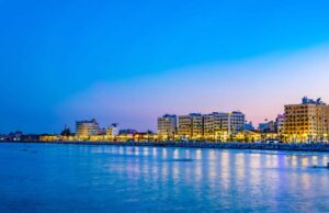 Τουρισμός Κύπρου: Κατακόρυφη πτώση κρατήσεων και αυξανόμενη αβεβαιότητα για τα επόμενα χρόνια