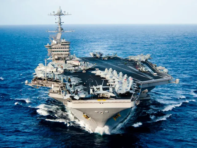 CENTCOM: Οι ΗΠΑ έπληξαν ιρανικό τάνκερ στον Κόλπο του Ομάν CENTCOM: Οι ΗΠΑ έπληξαν ιρανικό τάνκερ στον Κόλπο του Ομάν